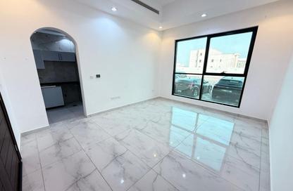 Apartment - Studio - 1 Bathroom for rent in Shakhbout City - Abu Dhabi