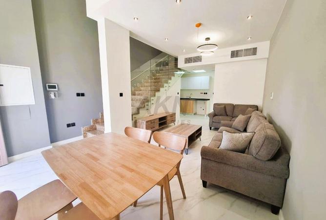 شقة جديدة بغرفتي نوم | شبه مفروشة | شاغرة