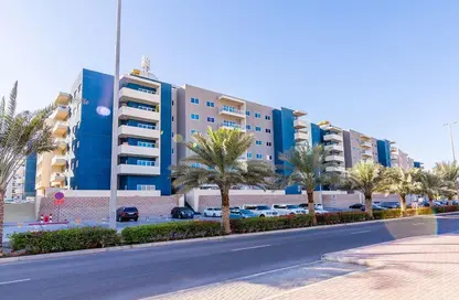 Apartment - 1 Bedroom - 2 Bathrooms for rent in Tower 13 - Al Reef Downtown - Al Reef - Abu Dhabi