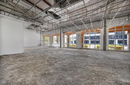 Retail - Studio - 1 Bathroom for rent in Building 47 - Dubai Healthcare City - Bur Dubai - Dubai