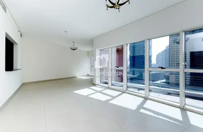 Apartment - 2 Bedrooms - 3 Bathrooms for sale in Dubai Jewel Tower - Dubai Media City - Dubai