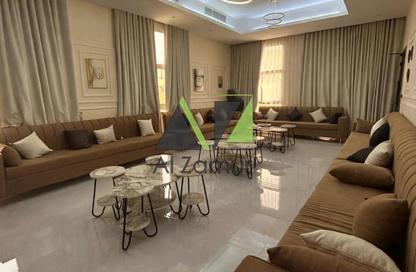 Villa - 5 - 7 for rent in Al Aweer 1 - Al Aweer - Dubai Villa - 5 - 7 for rent in Al Aweer 1 - Al Aweer - Dubai