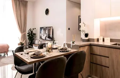 شقة - 2 غرف نوم - 2 حمامات للايجار في ماجيستيك ريزيدينس 1 - ماجيستيك ريزيزيدنس - دبي الجنوب (مركز دبي العالمي) - دبي