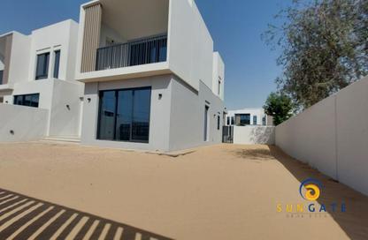 Townhouse - 4 - 4 for rent in Jebel Ali Village Townhouses - Jebel Ali Village - Jebel Ali - Dubai Townhouse - 4 - 4 for rent in Jebel Ali Village Townhouses - Jebel Ali Village - Jebel Ali - Dubai