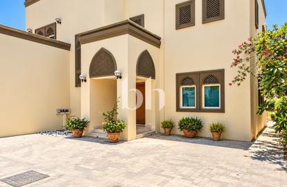 Villa - 3 - 4 for rent in District 5 - Jumeirah Park - Dubai Villa - 3 - 4 for rent in District 5 - Jumeirah Park - Dubai