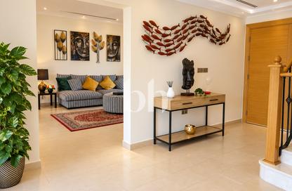 Villa - 3 - 4 for rent in District 5 - Jumeirah Park - Dubai