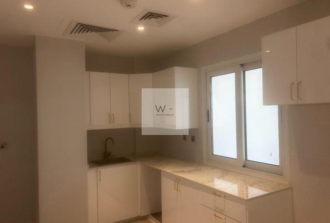 114152100 - Property Image 3