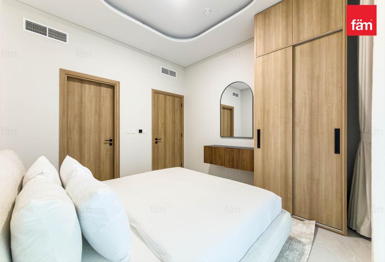 2br+Maids | Vacant | August Rent Free | Furnished photo 10