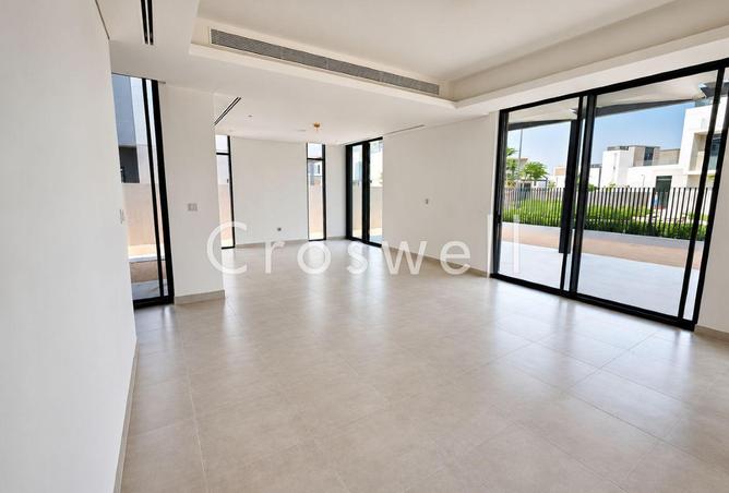 128350401 - Property Image 3