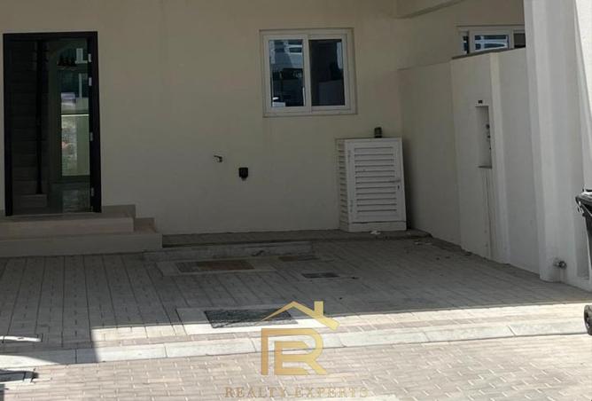 136567902 - Property Image 2