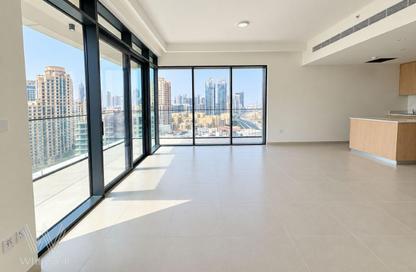 Apartment - 3 - 4 for sale in Golf Heights - The Views - Dubai