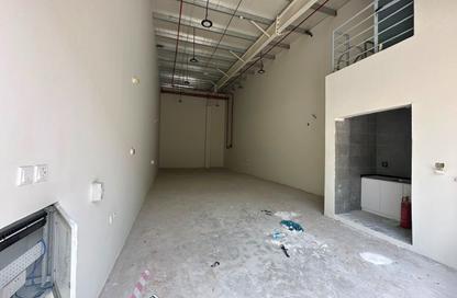 Warehouse - Studio for rent in Al Jurf Industrial - Ajman