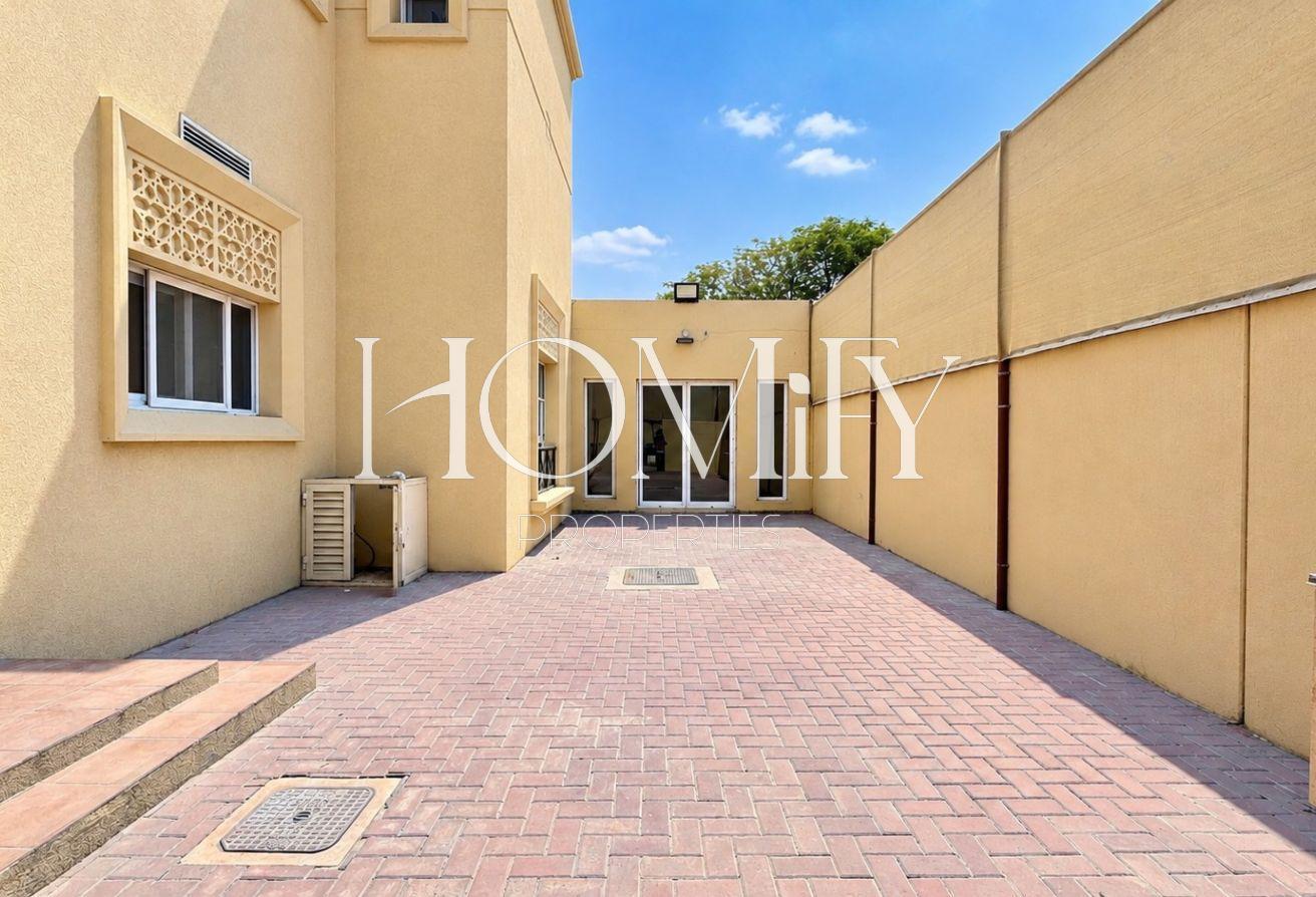 PREMIUM 5BHK VILLA | HUGE LAYOUT | PRIVATE GARDEN photo 22