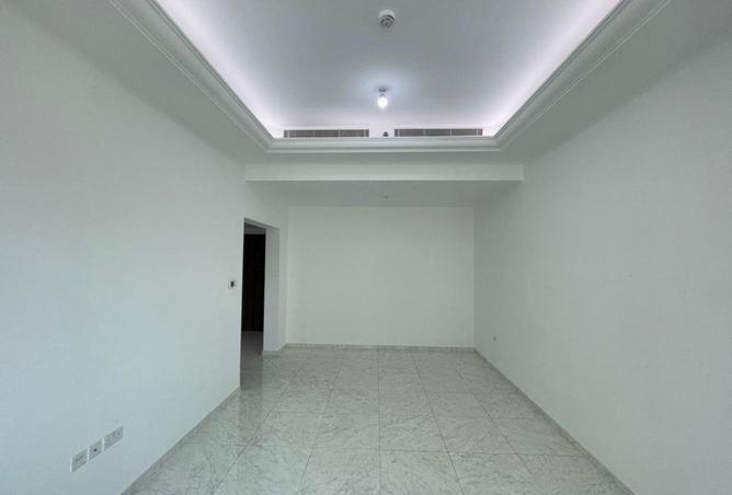 104704829 - Property Image 2