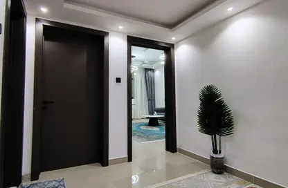 Apartment - 1 Bedroom - 2 Bathrooms for rent in Al Rashidiya Towers - Ajman Downtown - Ajman