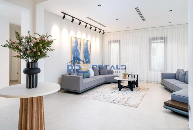 81116201 - Property Image 2