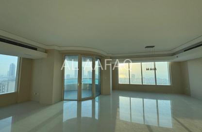 Apartment - 3 Bedrooms - 5 Bathrooms for rent in Blue Tower - Al Majaz 3 - Al Majaz - Sharjah
