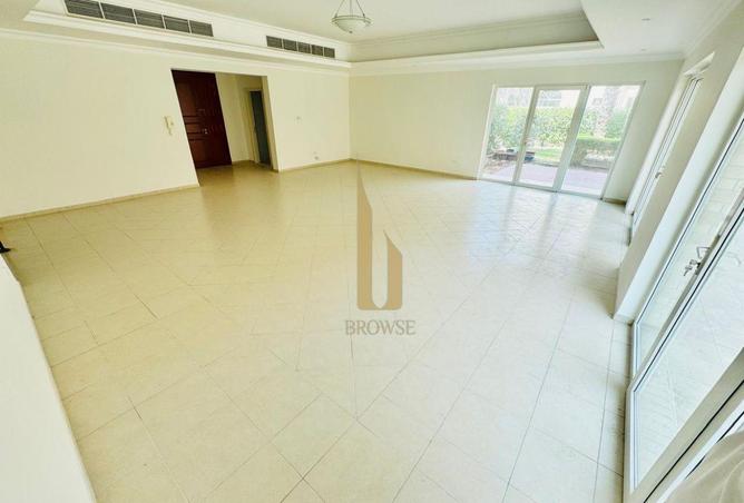 70670280 - صورة العقار 3