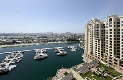 Apartment - 2 Bedrooms - 4 Bathrooms for rent in Marina Residences 2 - Marina Residences - Palm Jumeirah - Dubai