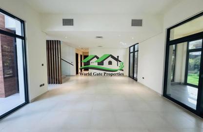 Villa - 5 Bedrooms - 6 Bathrooms for rent in West Yas - Yas Island - Abu Dhabi