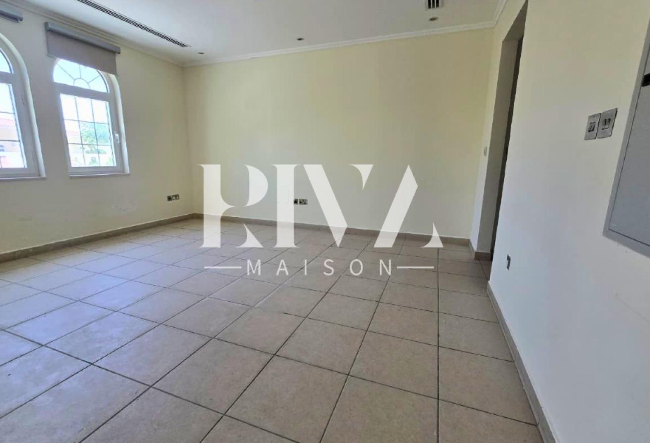 Private Pool | Close To Pavillion | Ready to Move photo 4