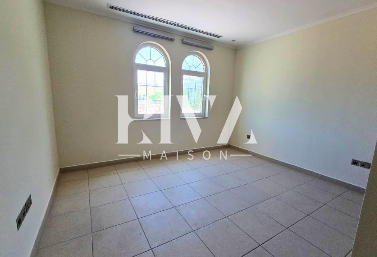 Private Pool | Close To Pavillion | Ready to Move photo 3