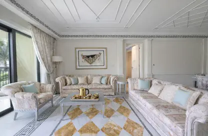 Apartment - 2 Bedrooms - 3 Bathrooms for rent in Palazzo Versace - Culture Village - Dubai
