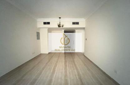 Apartment - 1 Bedroom - 2 Bathrooms for rent in Muwailih Building - Muwaileh - Sharjah