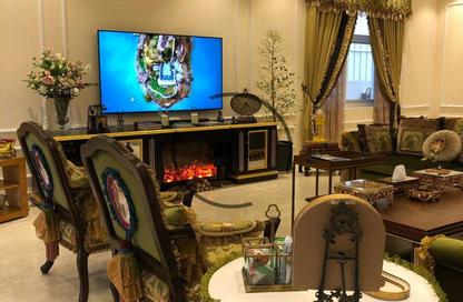 Villa - 4 Bedrooms - 7 Bathrooms for rent in Al Barsha South 2 - Al Barsha South - Al Barsha - Dubai