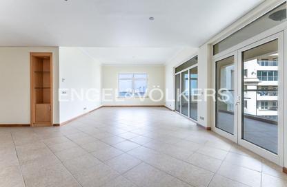 Apartment - 3 - 4 for rent in Al Hatimi - Shoreline Apartments - Palm Jumeirah - Dubai