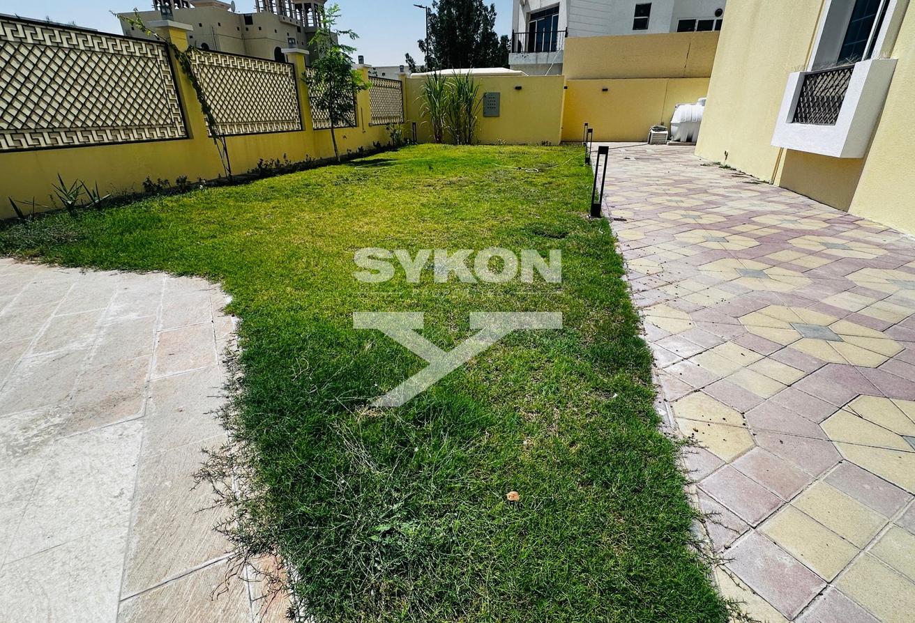 Stunning 5BR | Standalone Villa | Pool and Garden photo 14