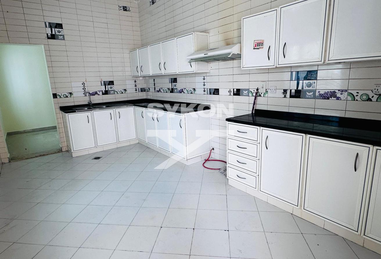 Stunning 5BR | Standalone Villa | Pool and Garden photo 9