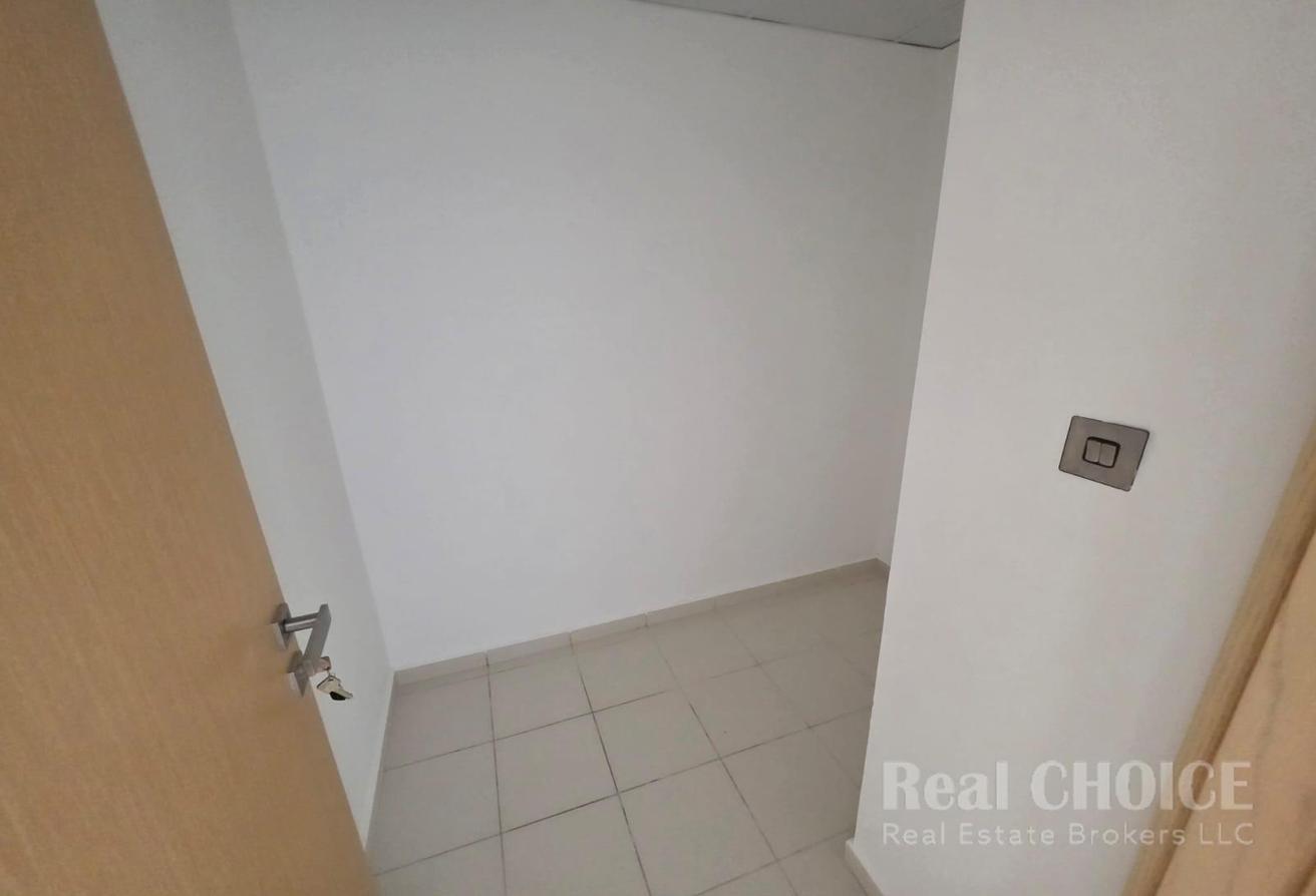 Spacious 4BR Villa |Prime Location | Ready To Move photo 19