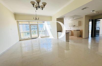 Apartment - 2 - 3 for rent in Lake City Tower - JLT Cluster D - Jumeirah Lake Towers - Dubai