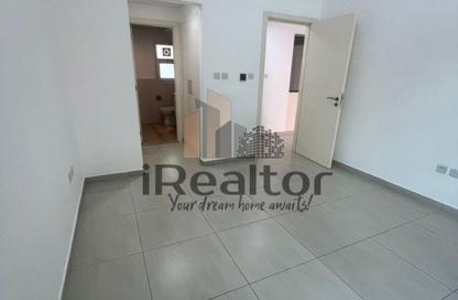 Apartment - 1 Bedroom - 2 Bathrooms for rent in Al Khaleej Village - Al Ghadeer - Abu Dhabi Apartment - 1 Bedroom - 2 Bathrooms for rent in Al Khaleej Village - Al Ghadeer - Abu Dhabi
