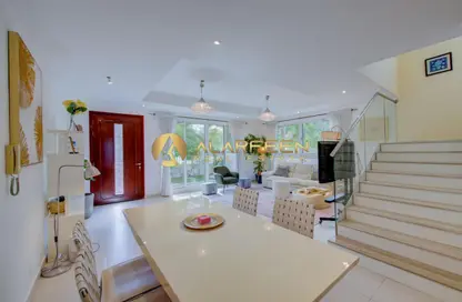 فيلا - 4 غرف نوم - 5 حمامات للايجار في الفلل الفنية - منطقة 15 - قرية جميرا الدائرية - دبي