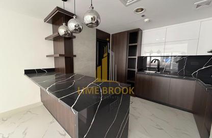 Apartment - 1 Bedroom - 2 Bathrooms for sale in Desert Sun - Dubai Land Residence Complex - Dubai Land - Dubai