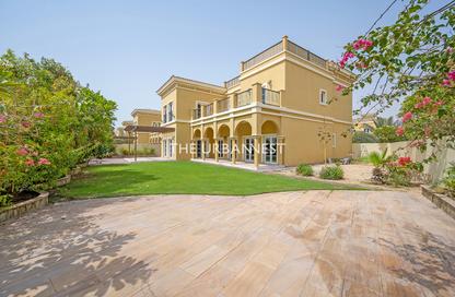 Villa - 4 - 4 for sale in The Centro - The Villa - Dubai