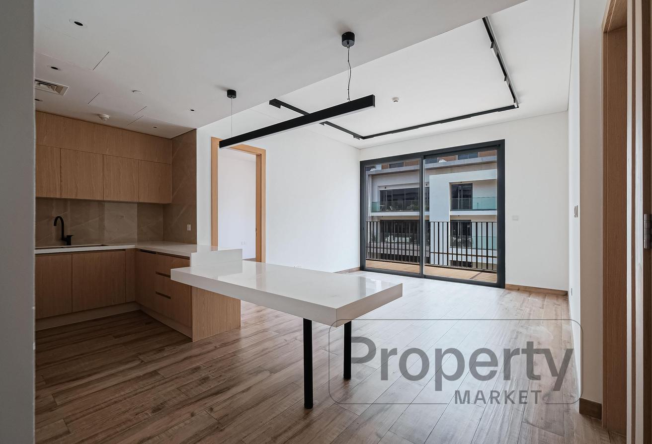 Upgraded | 2-Balconies | 12 Payments Option photo 5