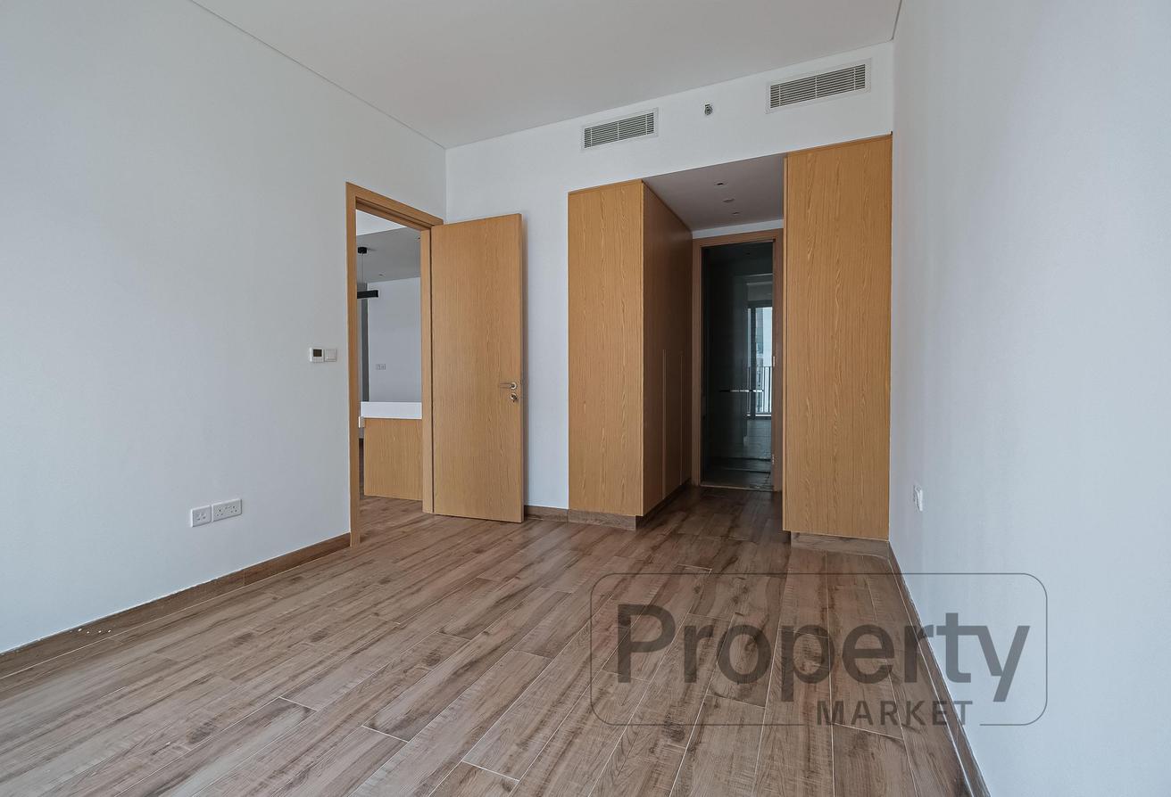 Upgraded | 2-Balconies | 12 Payments Option photo 9