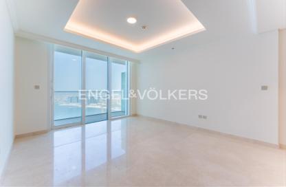 Apartment - 1 Bedroom - 1 Bathroom for sale in Palace Beach Residence Tower 2 - Palace Beach Residence - EMAAR Beachfront - Dubai Harbour - Dubai
