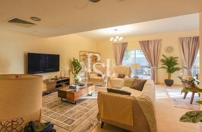 Villa - 5 - 6 for sale in Seashore - Rabdan - Abu Dhabi