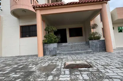 فيلا - 5 غرف نوم - 7 حمامات للايجار في مساكن أنانترا - الرفاعة - الحيرة - الشارقة