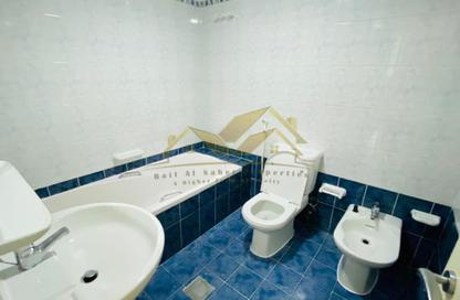 Apartment - 2 Bedrooms - 3 Bathrooms for rent in Sheikh Zayed Road - Dubai