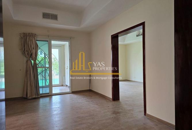 79417558 - Property Image 2