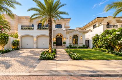 Villa - 5 - 7 for sale in Garden Homes Frond P - Garden Homes - Palm Jumeirah - Dubai
