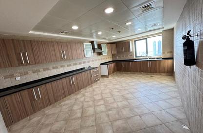 Apartment - 3 Bedrooms - 5 Bathrooms for rent in BOS Al Khan Tower - Al Khan - Sharjah