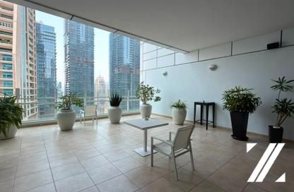 Apartment - 1 Bedroom - 2 Bathrooms for rent in MAG 218 - Dubai Marina - Dubai