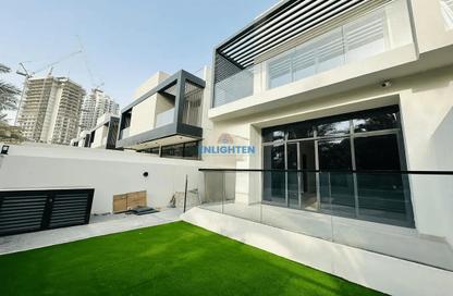 Villa - 4 Bedrooms - 5 Bathrooms for rent in District 12 - Jumeirah Village Circle - Dubai