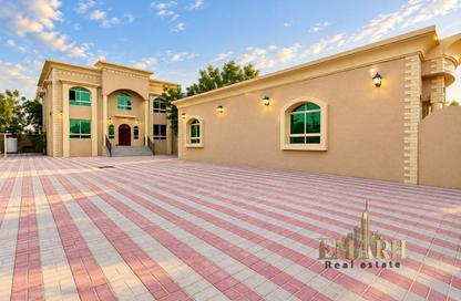 Villa - 7+ - 7+ for rent in Al Jurf 2 - Al Jurf - Ajman Downtown - Ajman